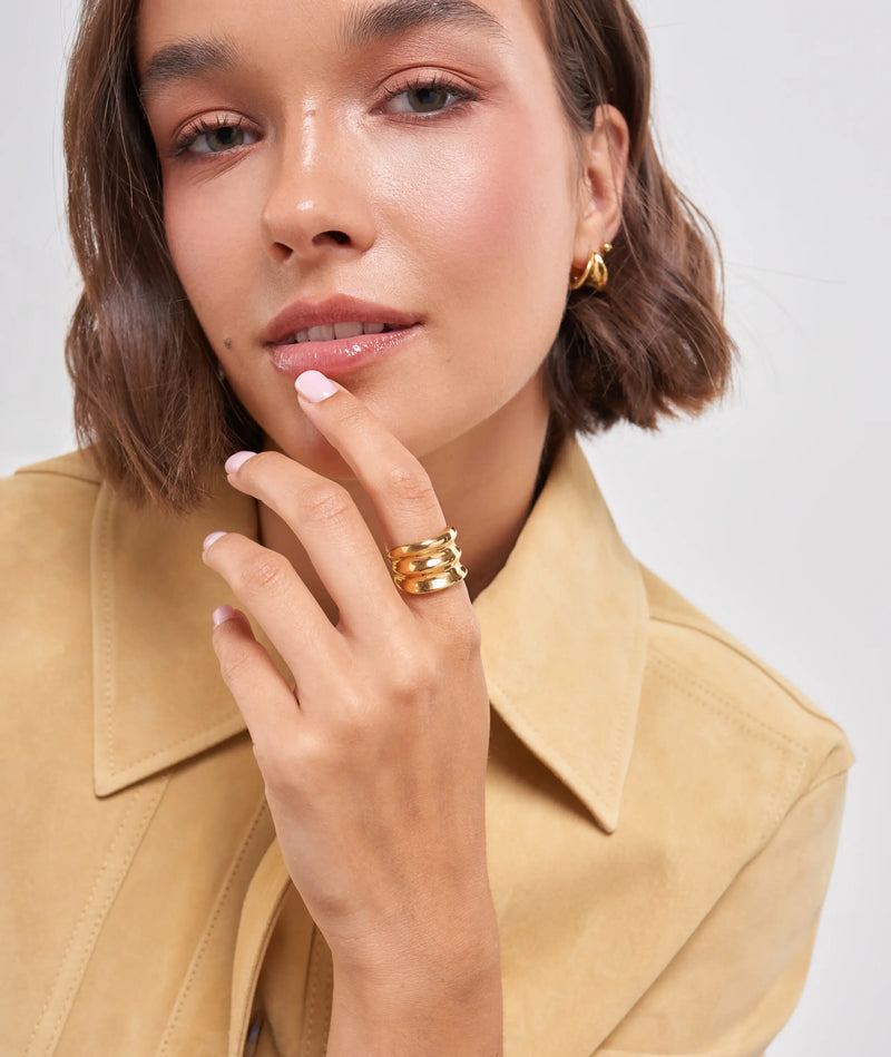 Outline Layered Ring