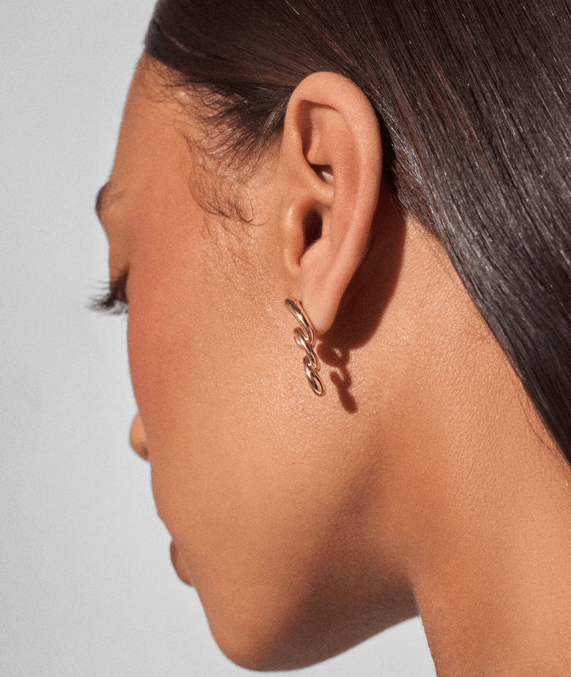 Flow Twirl Stud Earrings