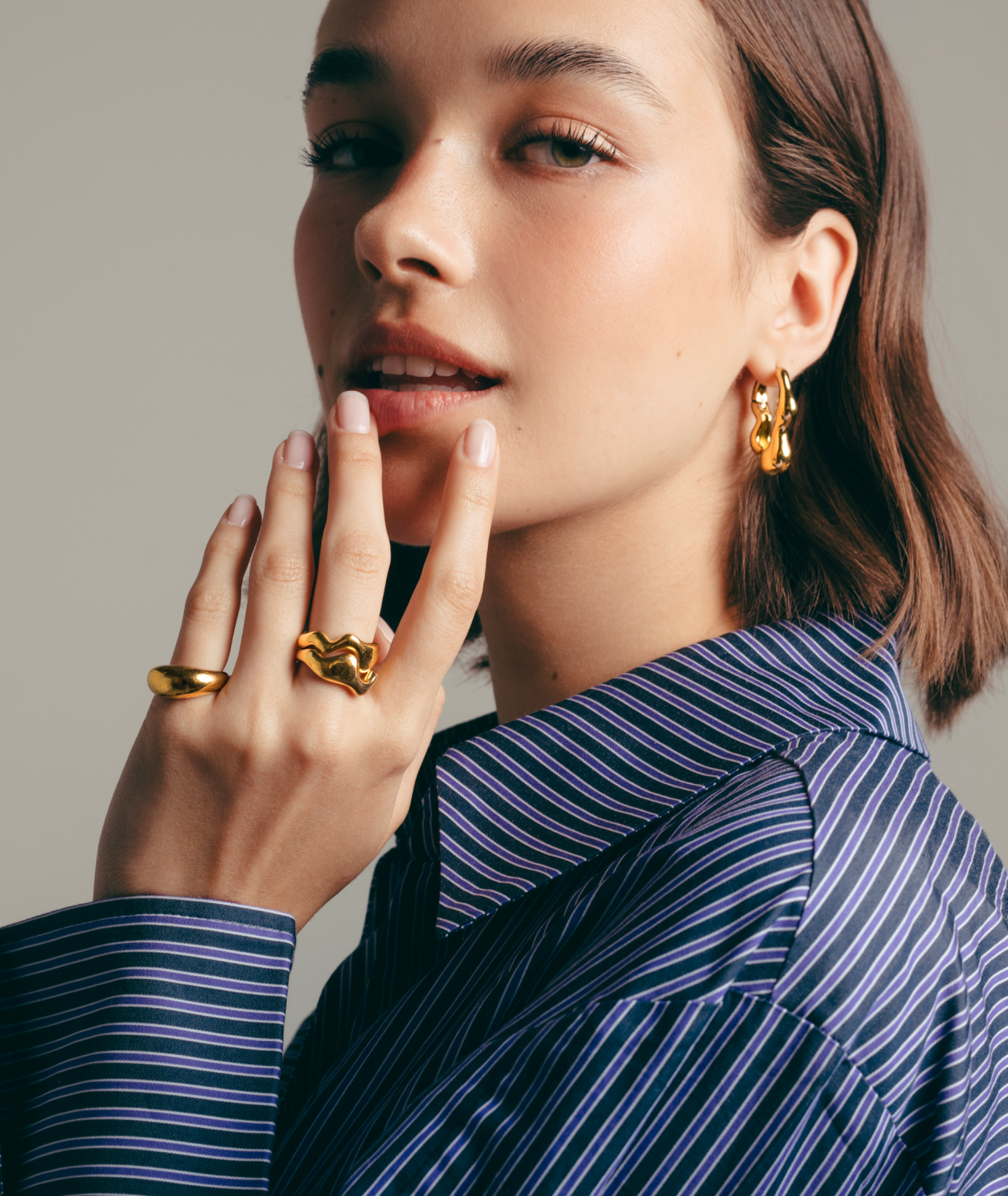 Dazzling Oval Earrings