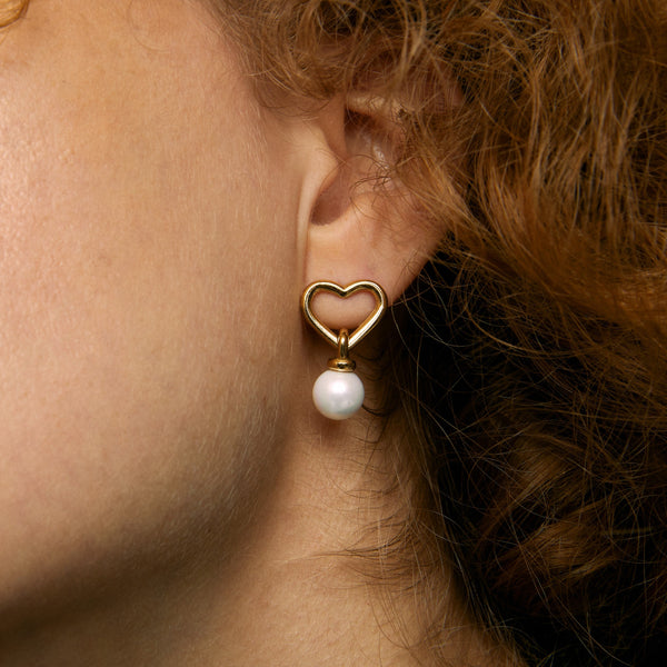 Looped Pearl Earring (8168439283980)